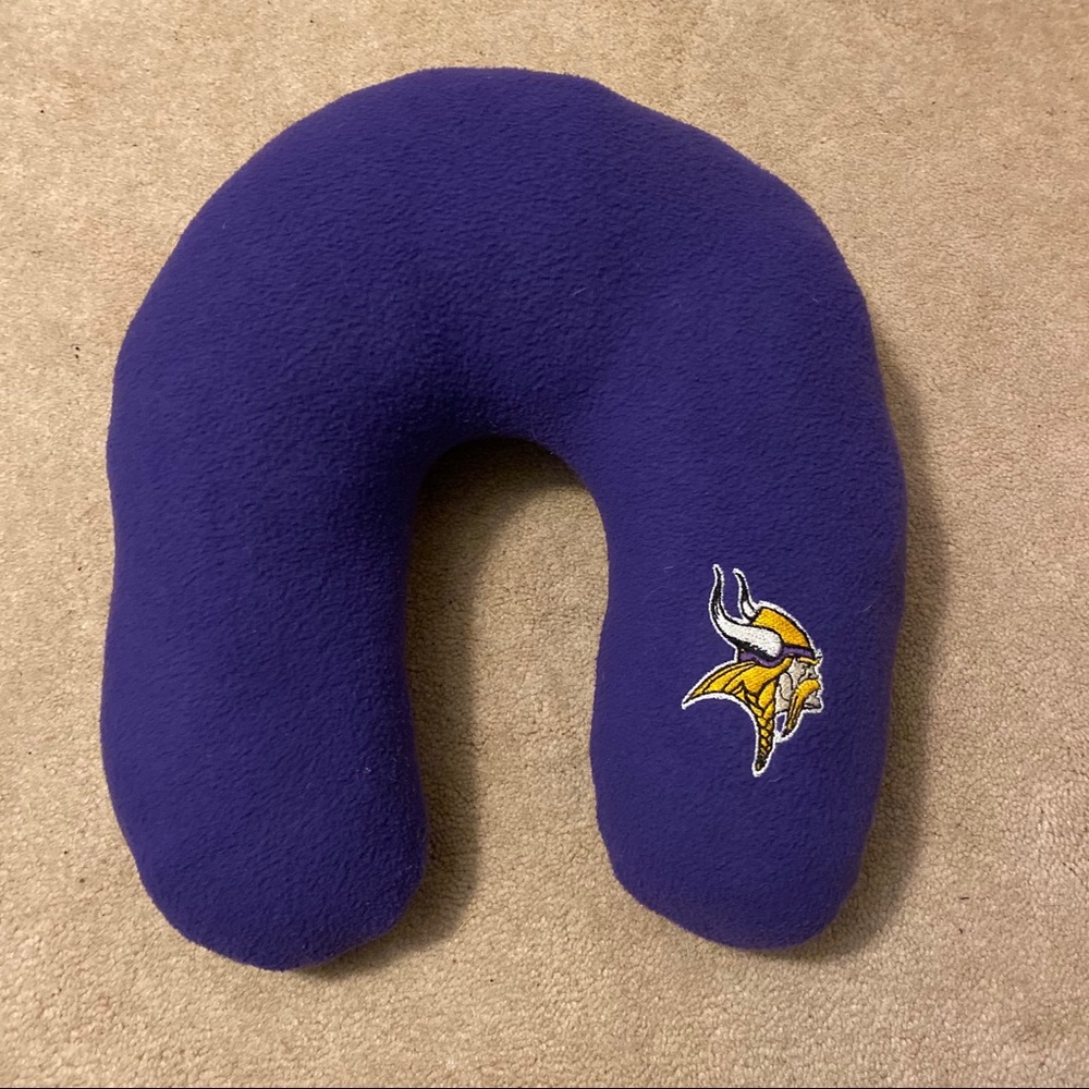 ‼️Minnesota Vikings Neck Pillow‼️